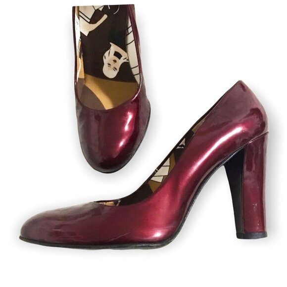 STUART WEITZMAN burgundy patent 'Honor Roll' size 6.5 - Picture 3 of 9